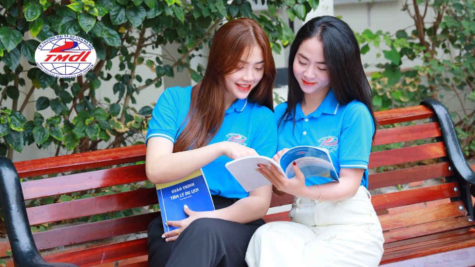 Trường Cao đẳng Thương mại và Du lịch Hà Nội tuyển sinh ngành Quản trị khách sạn