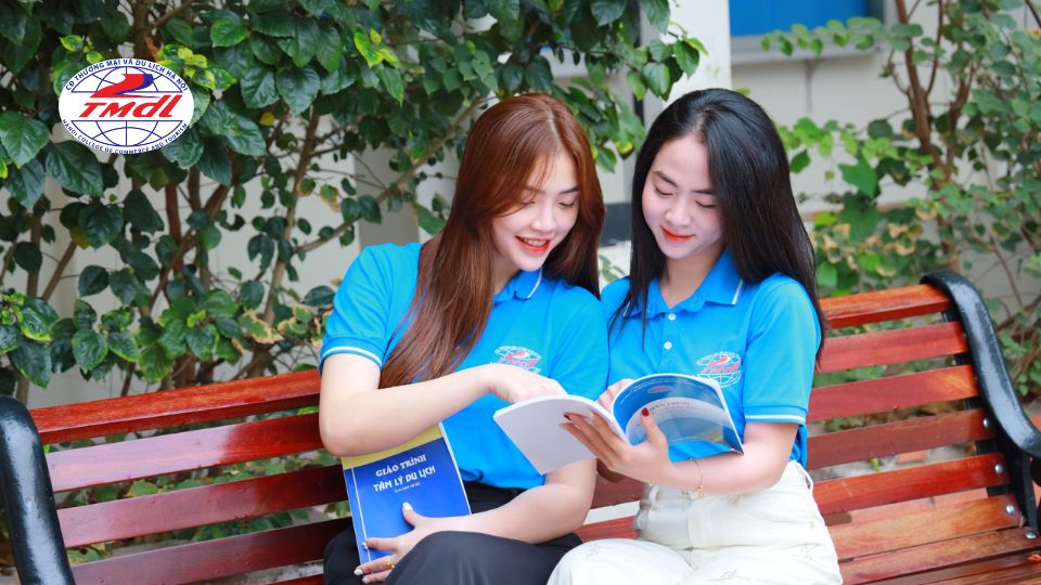 ky nang quan ly khach san